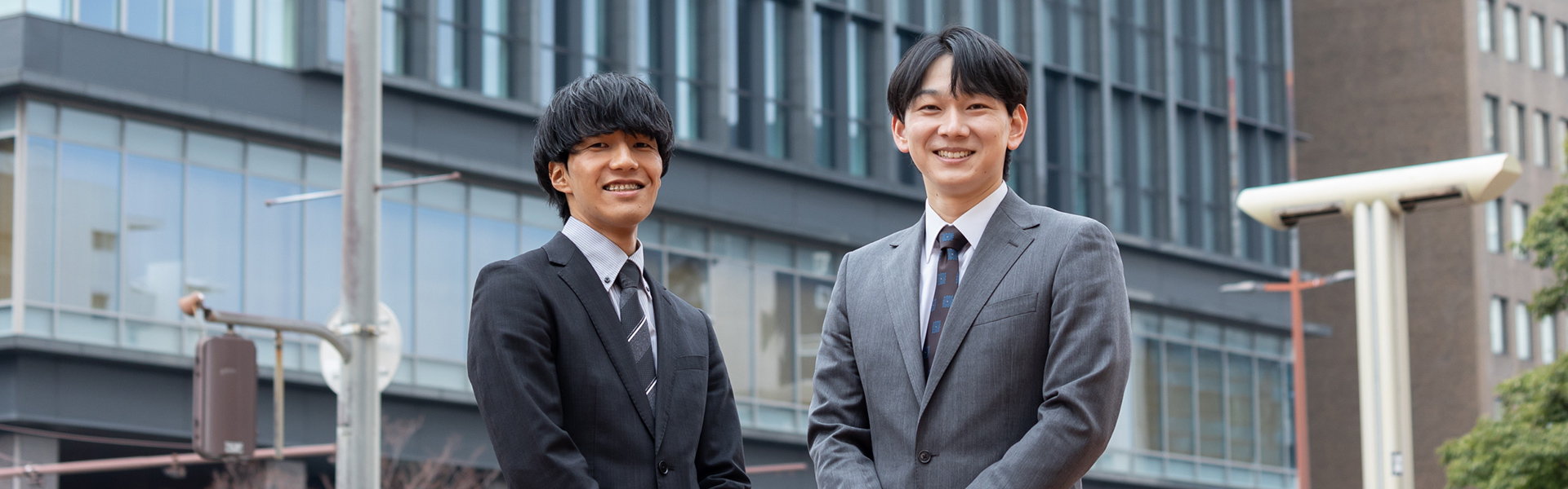 先輩社員S.Kさん 後輩社員Y.Rさん