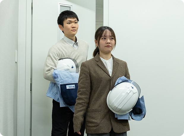 先輩社員 福岡管理部 技術課 K.Hさんと後輩社員 福岡管理部 技術課 T.Nさん